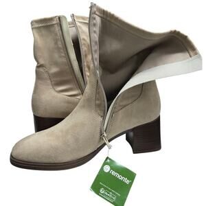 NWT Remonte Sock Boot Comfort Walking Boots Ivory Stretch Sz 40 / US 9